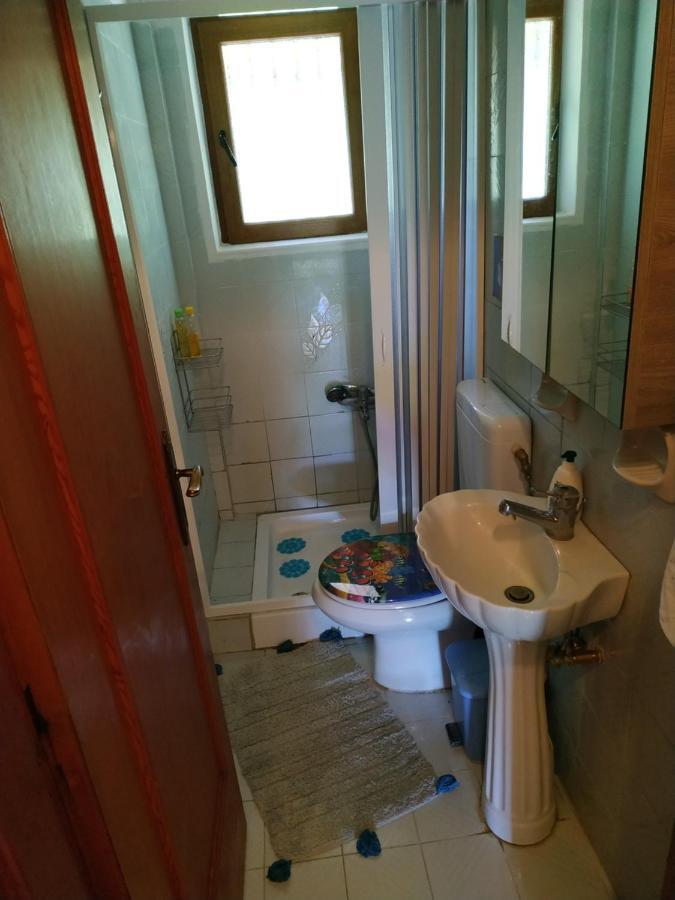 Villa Dimitris Áfra エクステリア 写真